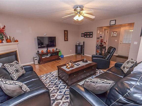 2nd image of 8805 Fenton Ct