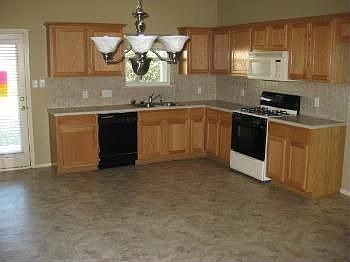 5th image of 3419 Campanella Dr