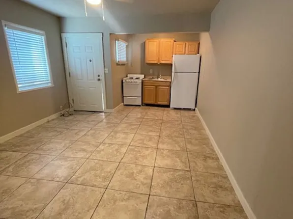 616 19th St, Sparks, NV 89431