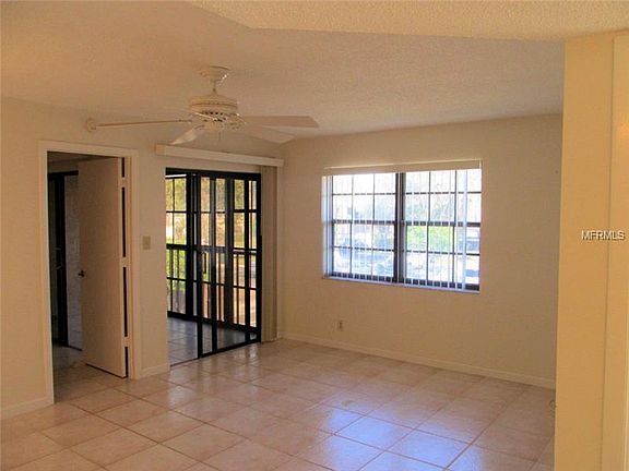 5th image of 19505 Quesada Ave APT Rr201
