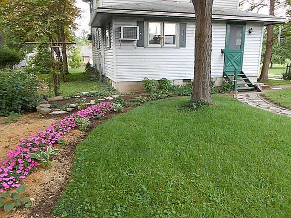5th image of 445 Lincoln Pl