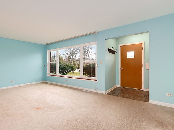 4th image of 1139 North Ave