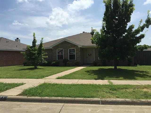 1st image of 121 Cayman Dr