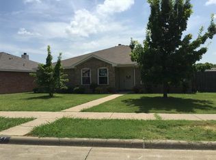 121 Cayman Dr, Lancaster, TX 75146
