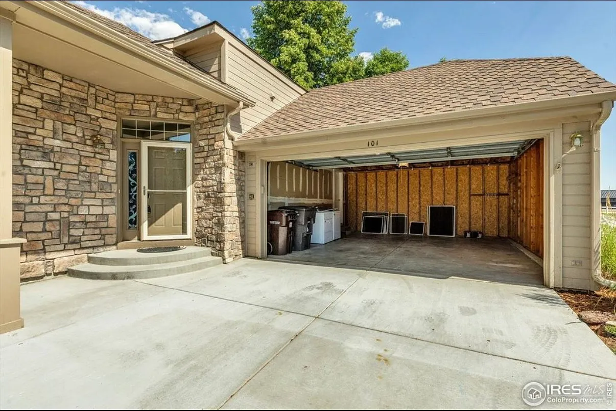4 bed, 2782 sqft, $3,000 — Photo 4
