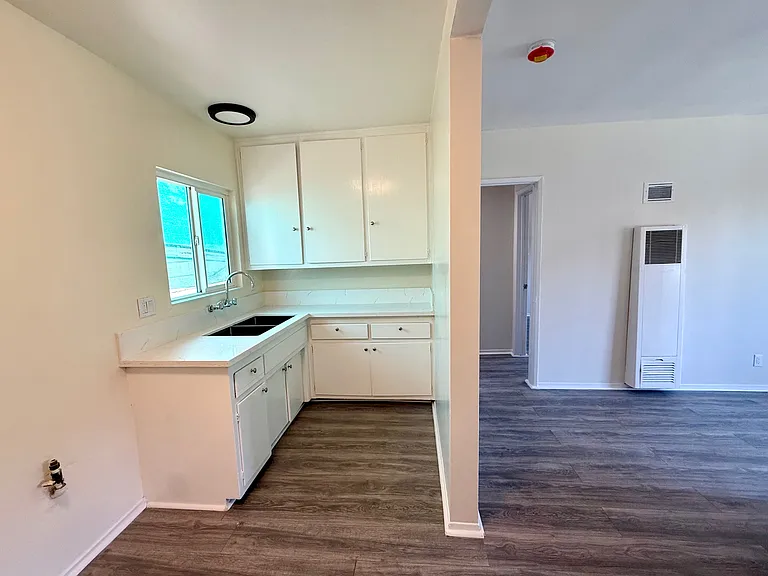 3226 N Adelia Ave #3226 — Photo 3