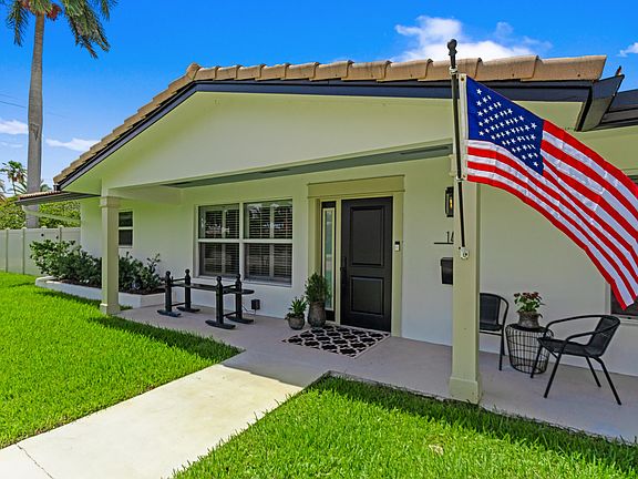 4th image of 1420 NE 42nd Court