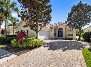 3928 Valentia Way, Naples, FL 34119