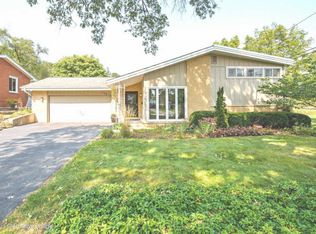 1102 60th St, Downers Grove, IL 60516