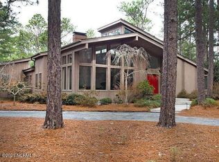 225 Linden Rd, Pinehurst, NC 28374