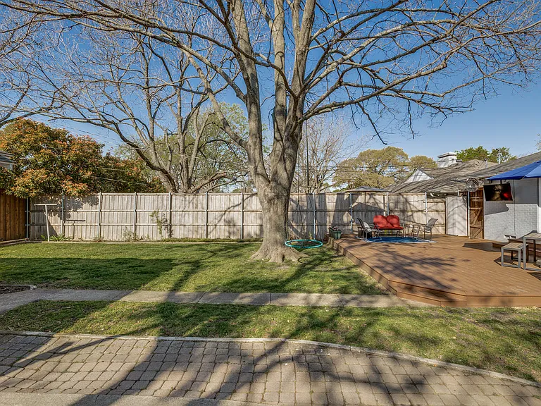 6236 Monticello Ave — Photo 22