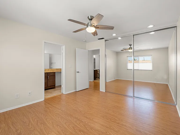 1023 Ashland Ave #5 — Photo 5