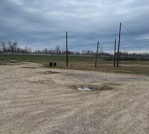 3rd image of 9991 Highway 23