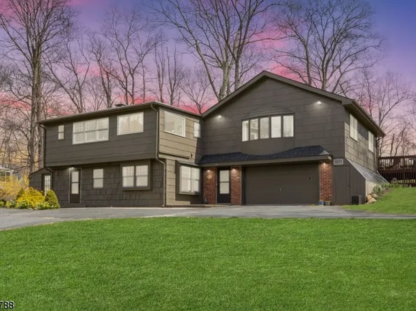 38 Mount Lebanon Road, Lebanon Twp., NJ 07865