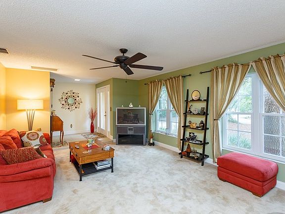 3rd image of 55 Winter Park Drive
