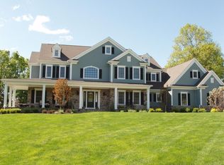 2 Longmeadow Ct, Branchburg, NJ 08876