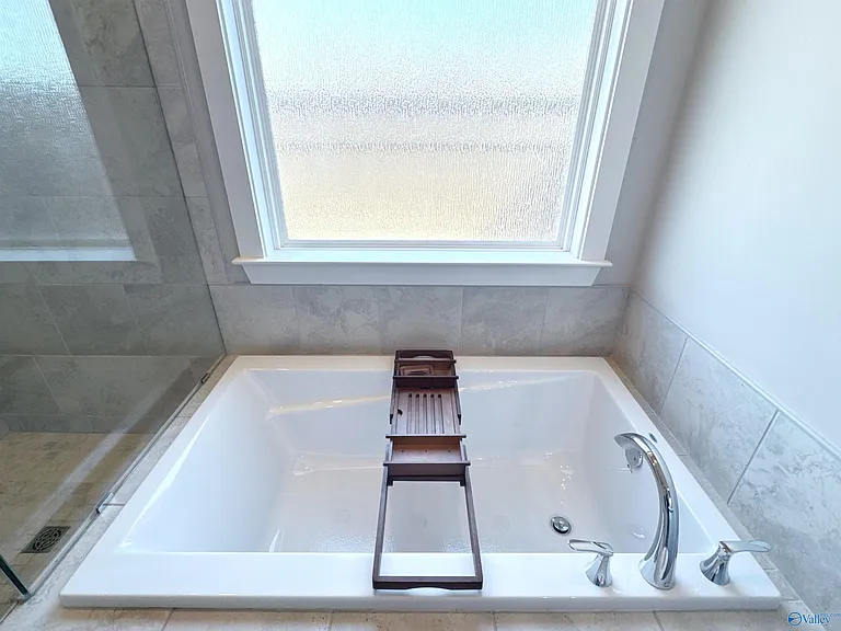 401 Peach Orchard Ln — Photo 33