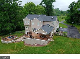 11931 George Farm Dr, Lovettsville, VA 20180
