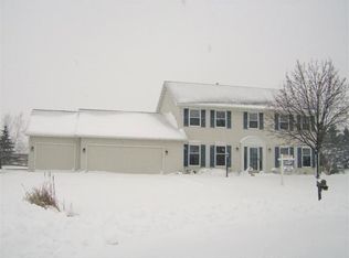 W2605 Oakmeadow Ct, Appleton, WI 54915