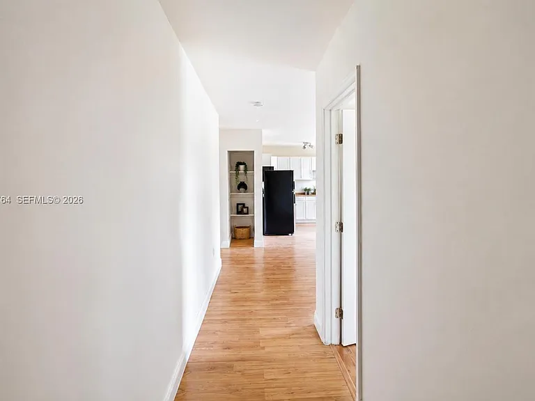 410 76th St #5 — Photo 9