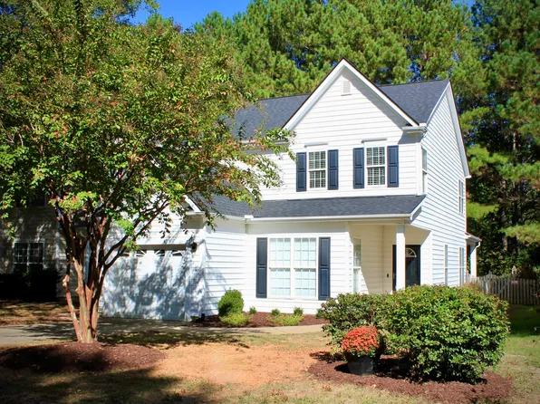 8424 Parkstone Dr, Raleigh, NC 27613