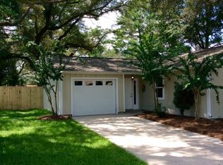 409 Fir Ave, Niceville, FL 32578