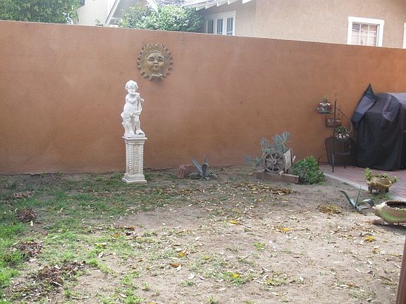 5th image of 4008 Bemis St