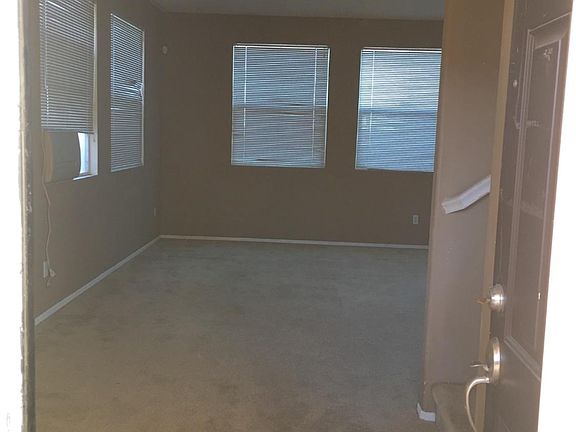 2nd image of 14452 Moon Valley St