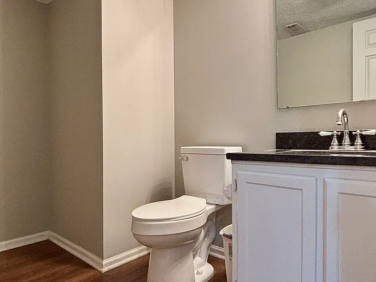 6086 Southbay Dr — Photo 25