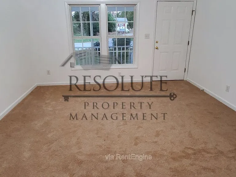 7909 Zebulon Rd — Photo 13