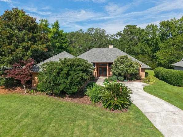 8 Wells East Dr, Hilton Head Island, SC 29926