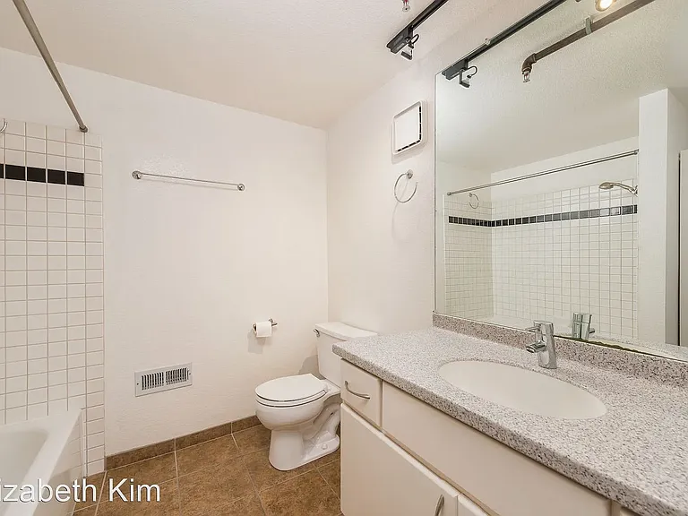 701 Minnesota St #202 — Photo 8