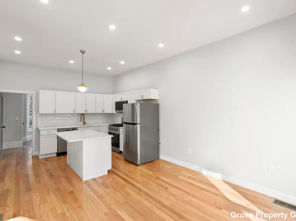 531 E 5th St #1, Boston, MA 02127