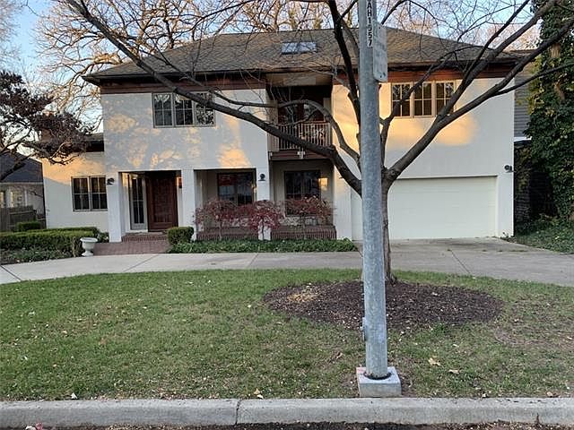 1st image of 550 W 49th Ter