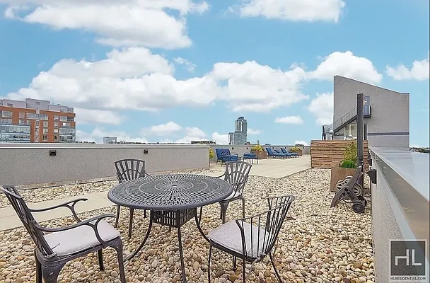 Rented by Highline Residential | media 17