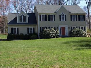 49 Mile Hill Rd S, Newtown, CT 06470