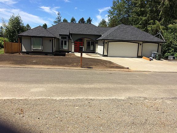 3rd image of 10102 Hemlock St SW