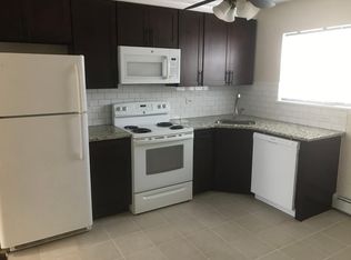 8870 N Root St APT 6, Niles, IL 60714