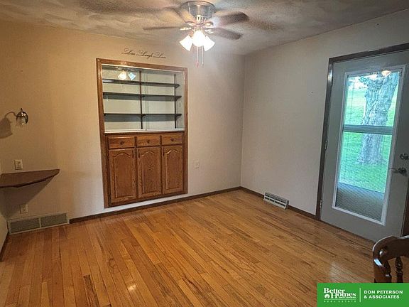5th image of 502 S Summit Ave