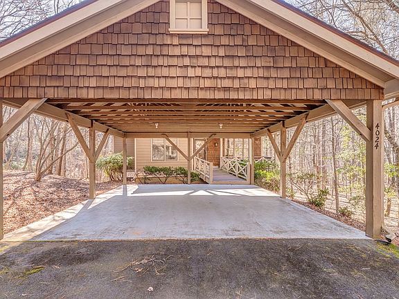 3rd image of 640 Quail Cove Dr