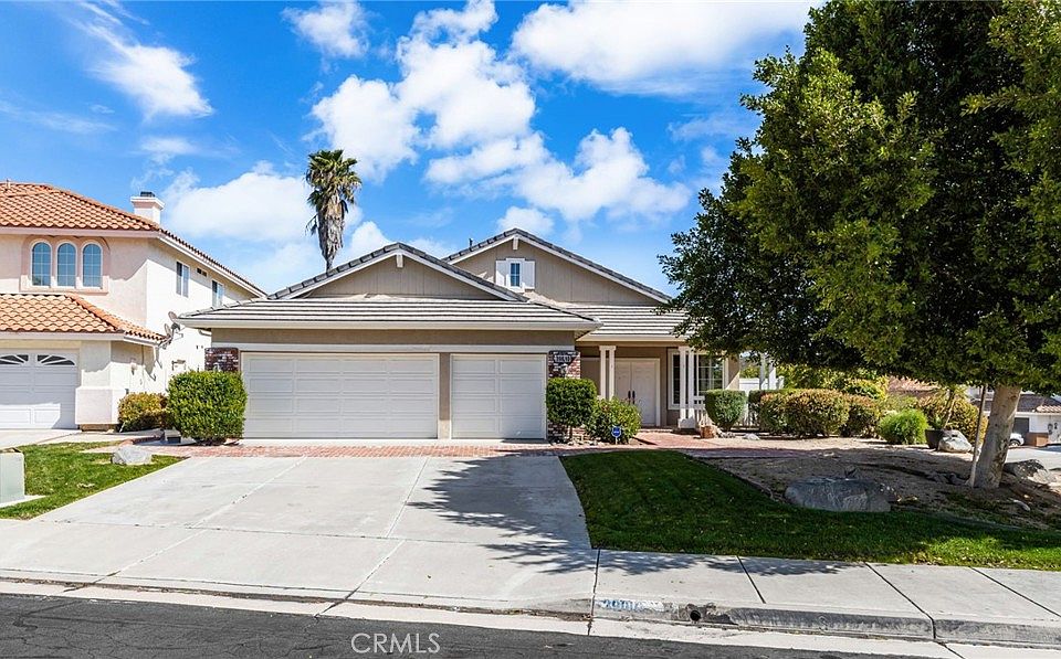 1st image of 39812 Montpellier Pl