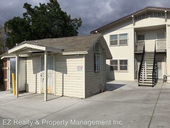 2nd image of 218 Kendall Ave