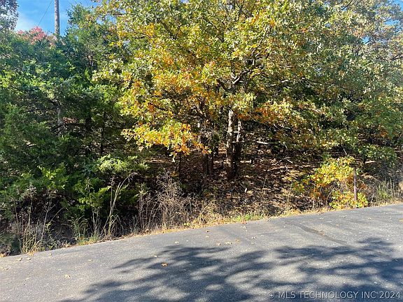 2nd image of 2291 W Crosswinds Cir