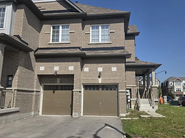 4 Sail Rd — Photo 2