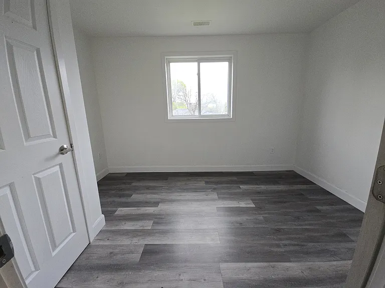 279 Darling St #2 — Photo 7