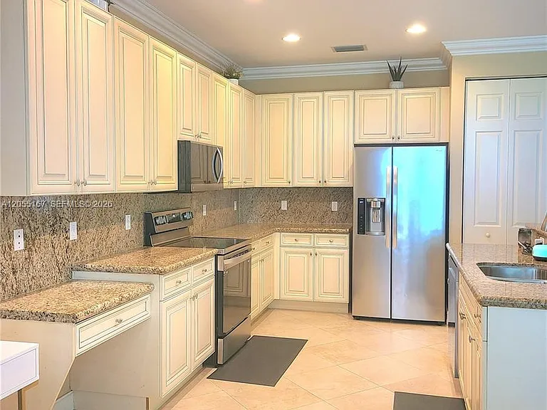 11597 Rock Lake Ter — Photo 16