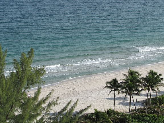 3rd image of 1905 N Ocean Blvd APT 15F