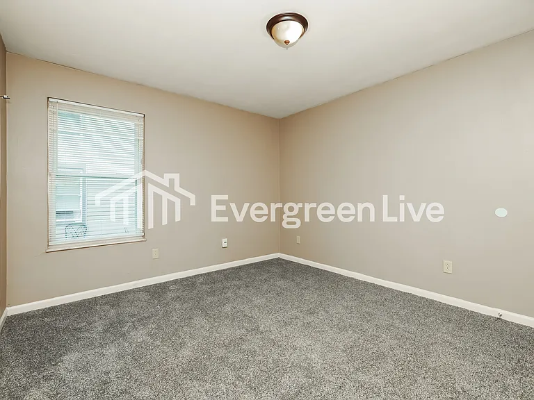 217 Euclid Ave — Photo 14