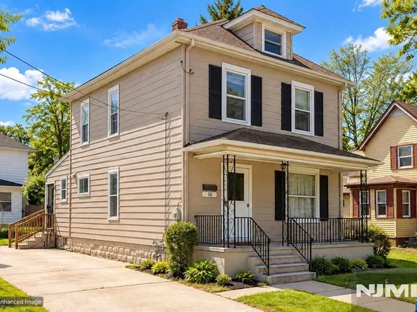 18 Wood Street, Paulsboro, NJ 08066