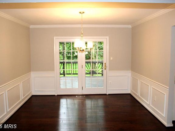 4th image of 11029 Clara Barton Dr